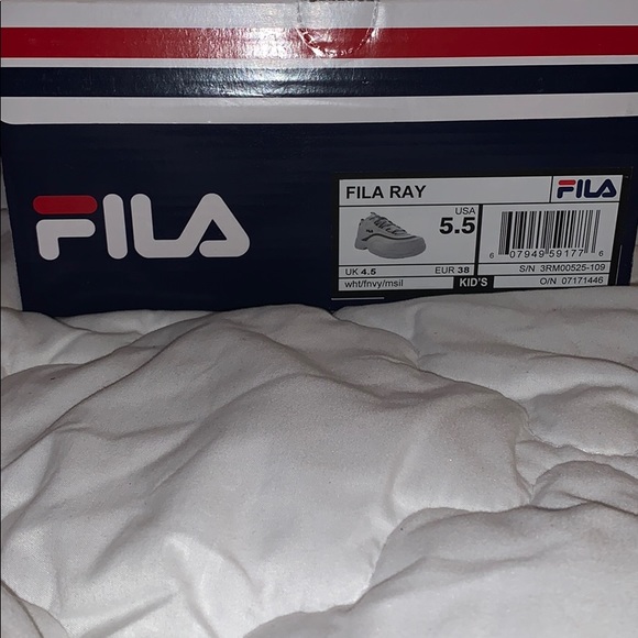 FILA - Picture 2 of 3